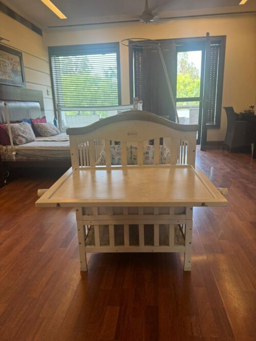 Hunnyhunny baby cot