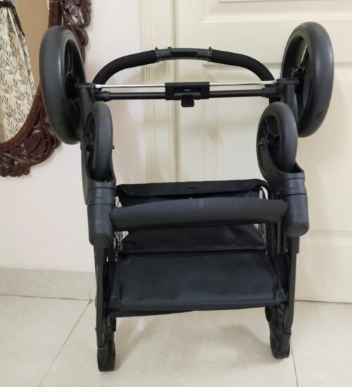 Kinder Kraft (European brand) stroller with a car seat