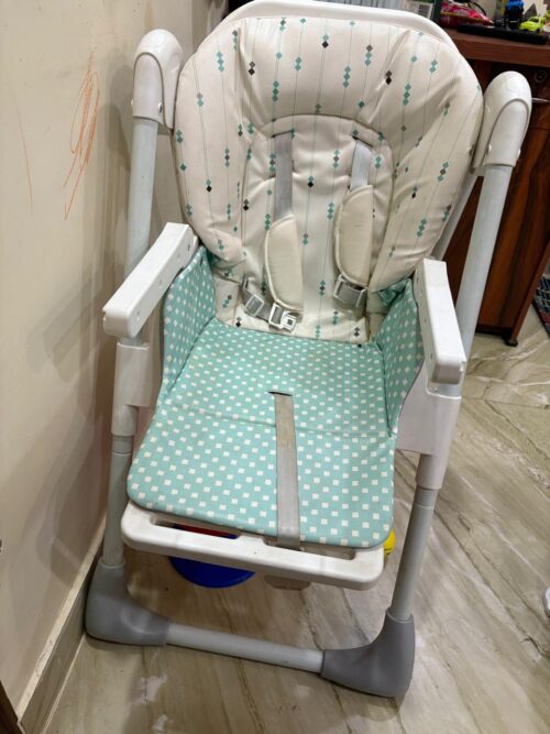 R for Rabbit High Chair
