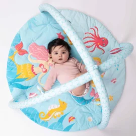 Haus and Kinder Activity Play mat with Rattles