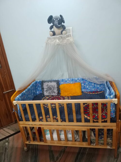 Babyhug Baby cot