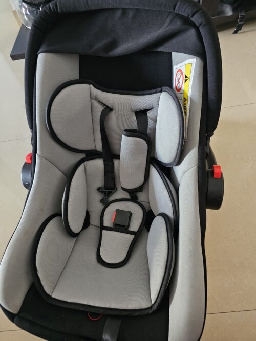 R for rabbit Pikaboo 4 in 1 carry cot