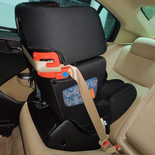 LuvLap Car Seat in Black