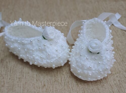 Crochet Handmade Baby Girl Shoes – Soft, Stylish & Pearl-Adorned for Little Princesses