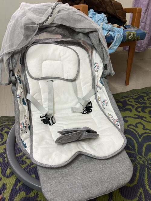 Softies automatic craddle rocker amd swing for baby