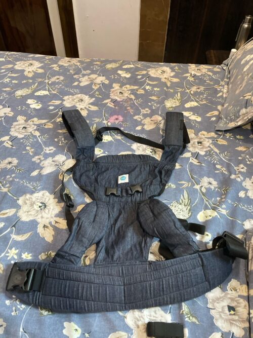 Soul Slings 4-in-1 Baby Carrier – Lightweight Comfort with Feeding-Friendly Support