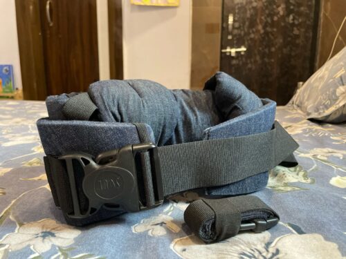 Soul Slings 4-in-1 Baby Carrier – Lightweight Comfort with Feeding-Friendly Support