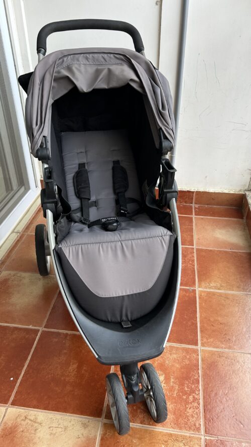 Britax B-Lively Lightweight Stroller – Gently Used | Sturdy & Compact (Imported from USA)