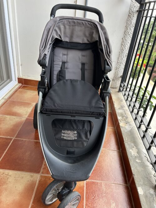 Britax B-Lively Lightweight Stroller – Gently Used | Sturdy & Compact (Imported from USA)