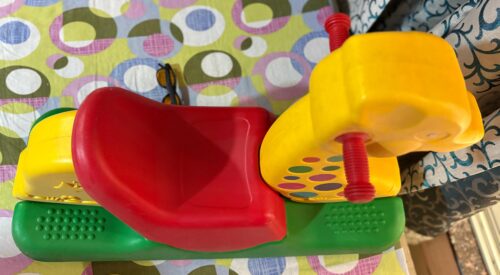 REZNOR Giraffe Ride-On Rocker – Non-Toxic Plastic Toy for Toddlers (Multicolor, 9 Months–3 Years)