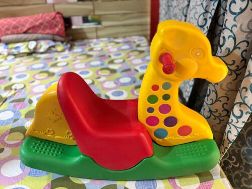 REZNOR Giraffe Ride-On Rocker – Non-Toxic Plastic Toy for Toddlers (Multicolor, 9 Months–3 Years)
