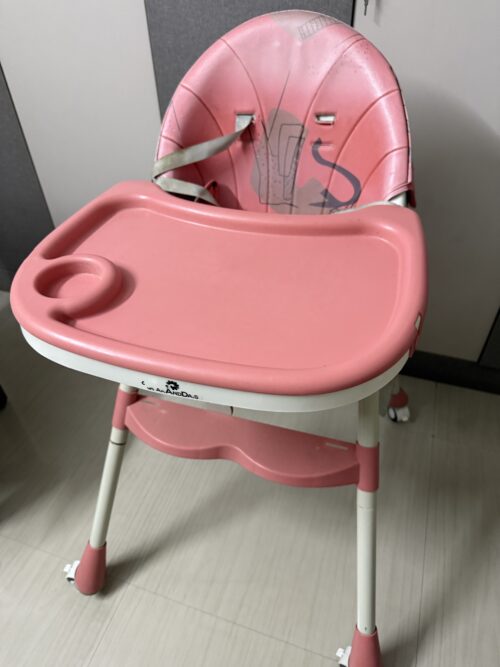 StarAndDaisy Multifunctional Portable High Chair – Mealtime Made Fun & Easy