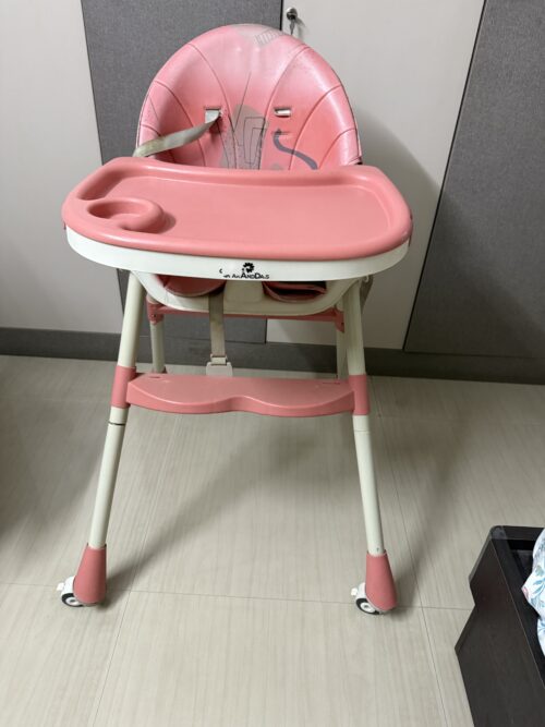 StarAndDaisy Multifunctional Portable High Chair – Mealtime Made Fun & Easy