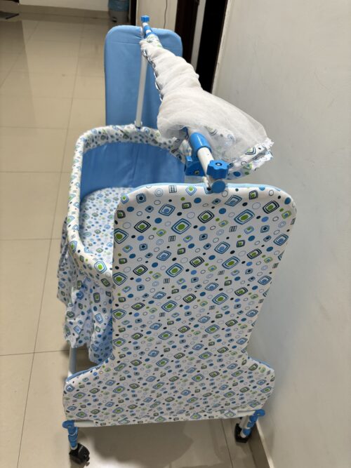 Mee Mee Premium Newborn Baby Cradle