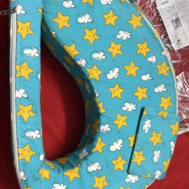 Babyhug Baby feeding pillow