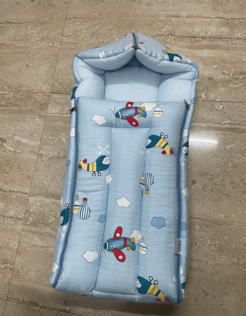 NumNum Baby Bed with Pillow – Soft, Zipped & Portable