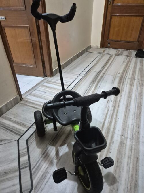 R for Rabbit Tiny Toes Tricycle – Black & Neon Green