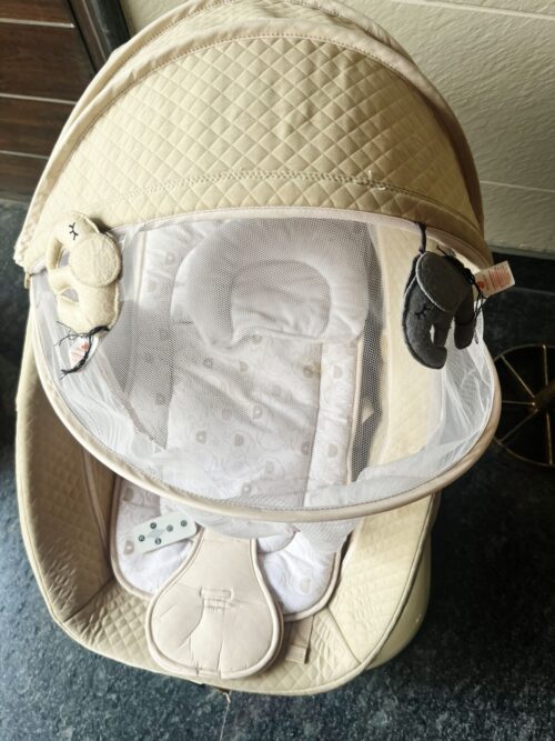 Mastela 3-in-1 Deluxe Bassinet & Swing – Soft Brown