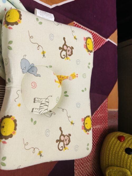Head shaping pillow