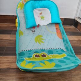 Baby Bouncer Seat – Comfortable and Compact for Your Little One