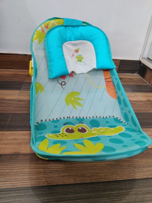 Baby Bouncer Seat – Comfortable and Compact for Your Little One