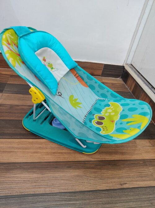 Baby Bouncer Seat – Comfortable and Compact for Your Little One